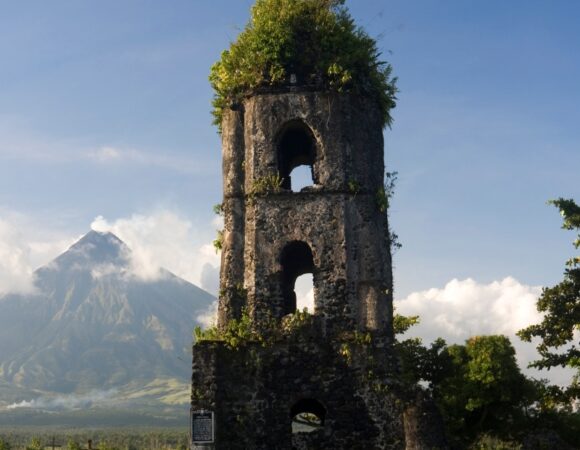 Cagsawa Ruins